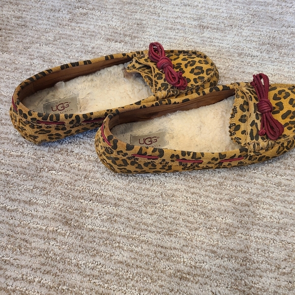 ugg leopard loafers